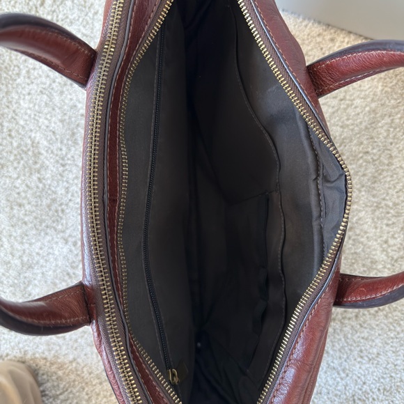 Brown Leather Briefcase with Zipper and Handles - Picture 4 of 5